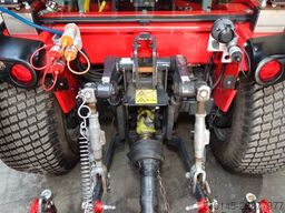 CARRARO TTR 4400 Traktor 4x4 Inkl. Mähwerk/Winterdienst