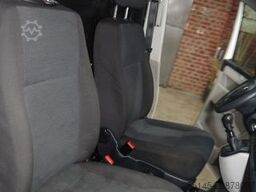 VOLKSWAGEN T6 4x4 L1H1 Standheizung Sortimo AHK Klima Navi