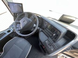 Mercedes-Benz Tourismo 15 RHD