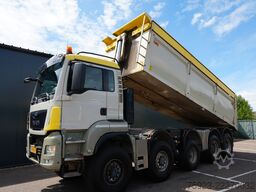 MAN TGS 49.460 10x8 tipper 413.700km