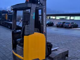 Jungheinrich ETV-Q 25 neue Batterie