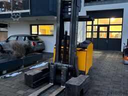 Jungheinrich ETV-Q 25 neue Batterie