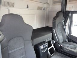 IVECO AT 440 S 48 T/P S-Way/Ret/Safety/2xTank/LED/Navi