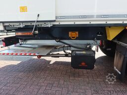 Wielton 3 Asser. Gesloten met Dhollandia klep 2500 kg L...