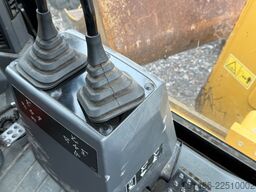CATERPILLAR 434 Baujahr 2022 2700 Stunden