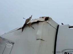 SCANIA P320 6x2*4 Carrier Supra 1250 Mt 9.50 m. box