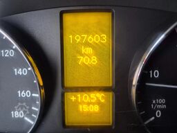 Mercedes-Benz SPRINTER 516 CDI