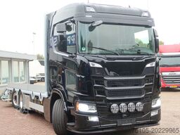 Scania R 500 6x2 Blackline Machine transporter