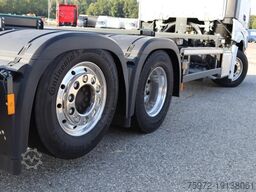 Mercedes-Benz Actros 2563LL LENKACHSE Silofahrzeug (Staub-/Rieselgüter)
