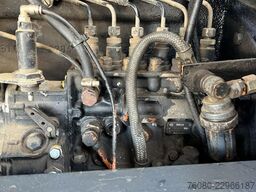 MAN 25.372 (6 CYLINDER / MANUAL PUMP / POMPE MANUEL...