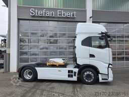 Iveco AS440S58T/P, ADR Gefahrgut AT,EXII,EXIII,FL