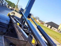 MAN TGM 18.290 Container + Palfinger PK13001