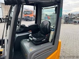 Jungheinrich EFG 215 / Triplex: 4.25m! / SS / 4.168h / 2024