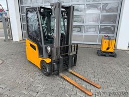 Jungheinrich EFG 215 / Triplex: 4.25m! / SS / nur 3.298h!