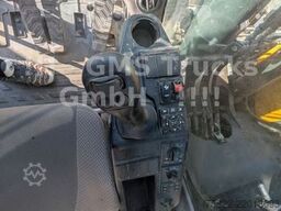 VOLVO EC 220 / SW + 2 Löffel
