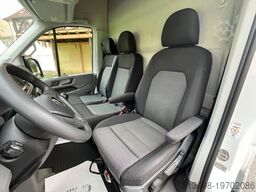 VOLKSWAGEN CRAFTER 2.0 TDI BOTT REGALS. STANDHZG. NAVI PDC