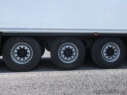 Schmitz Cargobull SKO 24 Rohrbahn Carrier Vector HE 19 Silent