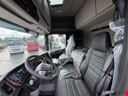 Scania R590 6x4 Kurzholz Kran und Schemel nach Wahl