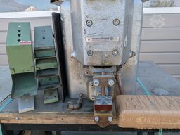 u.a. Bosch Werkstatt-Knebel-Industriepresse