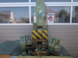 u.a. Bosch Werkstatt-Knebel-Industriepresse