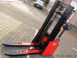 Manitou Hochhubwagen ES 412