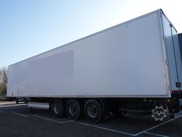 LAMBERET 3 Axle frigo trailer with CARRIER VECTOR 1950 MT