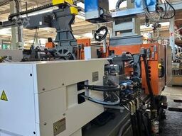 Chen Hsong JetMaster 88-MK6 mit dem Roboter