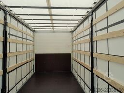 DAF FA XB 290 16t Junge Curtainside Bär LBW