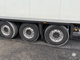SCHMITZ CARGOBULL SKO 24/L, FP 45 Cool, SLXi Spectrum, 2x Lift