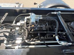 MAN L90 18.284 4x4 LOF Kipper/Kran/47 tkm/HA gelenkt