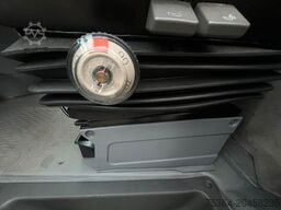 IVECO Daily 35C15 Hpi Koffer Ahk Klima Lkw 3,5t Euro4