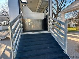 MERCEDES-BENZ Pferdetransporter