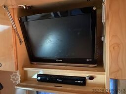 MERCEDES-BENZ Pferdetransporter