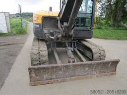 Volvo ECR88D - Powertilt + hydr. Schnellwechsler + 3 Löf