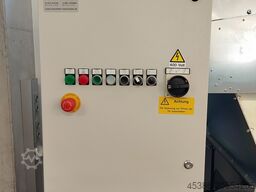 Felder RL 200 mit Brikettierpresse