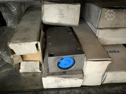 KAISER + KRAFT Workshop Cabinet with Contents