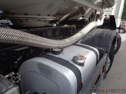 VOLVO FH420 8x4 BB Spitzer Silo 23 cbm VEB EU5