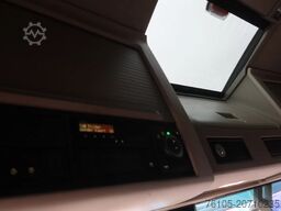 Volvo FM 340 Geïsoleerd Dak DHollandia 3000 kg