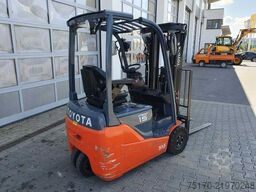 Toyota 8FBET15 / Triplex: 4.30m / nur 1.842h! / SS