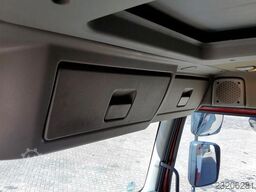 Renault D 220.12 - ACC. - 99-BKN-5 - ALLE MILIEUZONES T...