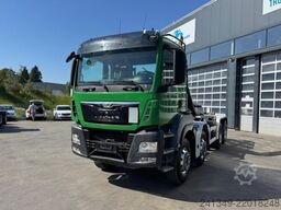 MAN TGS 35.480 8x4 Moser