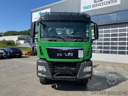 MAN TGS 35.480 8x4 Moser