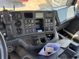 SCANIA P380 8x4 Silo 12m3