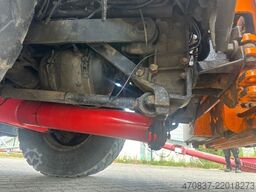 UNIMOG U 423 / Mähausstattung Dücker / Salzstreuer