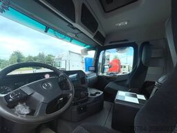 MERCEDES-BENZ 2643 /6x6H ALLRAD/Meiller/Bordmatik/Schneeplatte