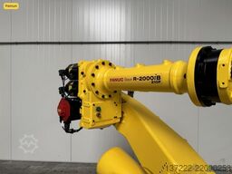 FANUC R-2000iB/210F
