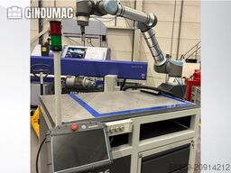 Universal Robots UR10e cell