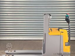 Jungheinrich EJD 220 - Service Neu -nur 2423 Std. Batterie 90%