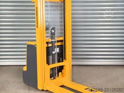 Jungheinrich EJC 212 - Triplex 4.3m - 1.025 Std. - Batterie Neu