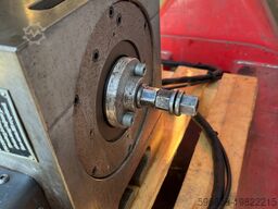 Stół obrotowy CNC Fadal VH65 z uchwytem Röhm Ø125 – 4 oś 